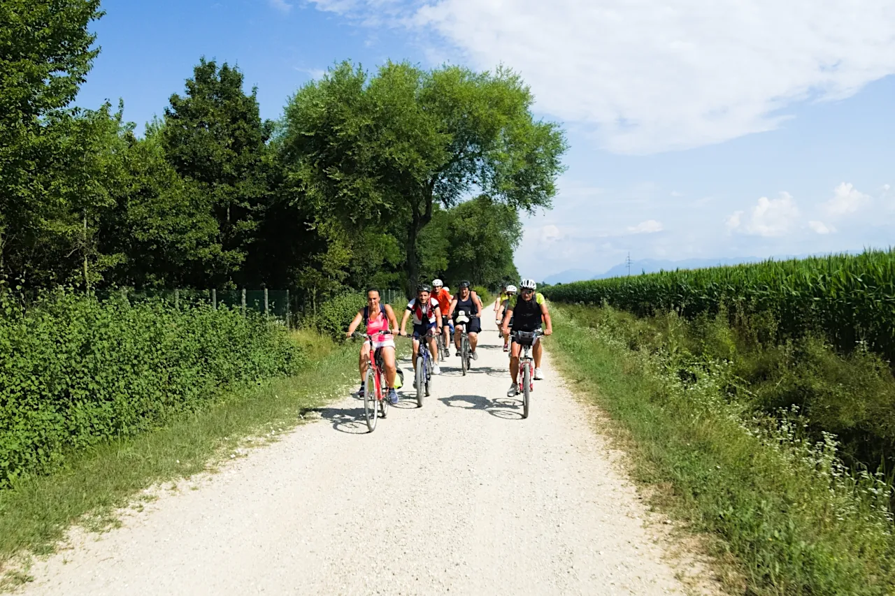 Pedalando attraverso la pianura friulana