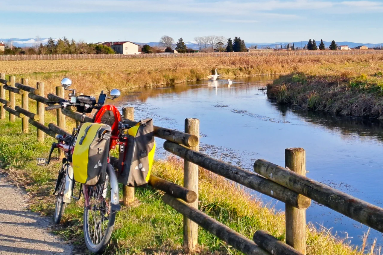 The route passes on the cycle path that connects Aquileia to Fiumicello